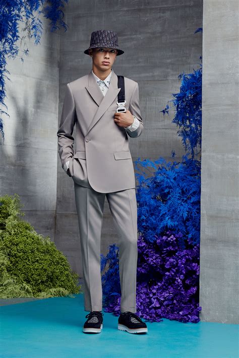 Dior suit